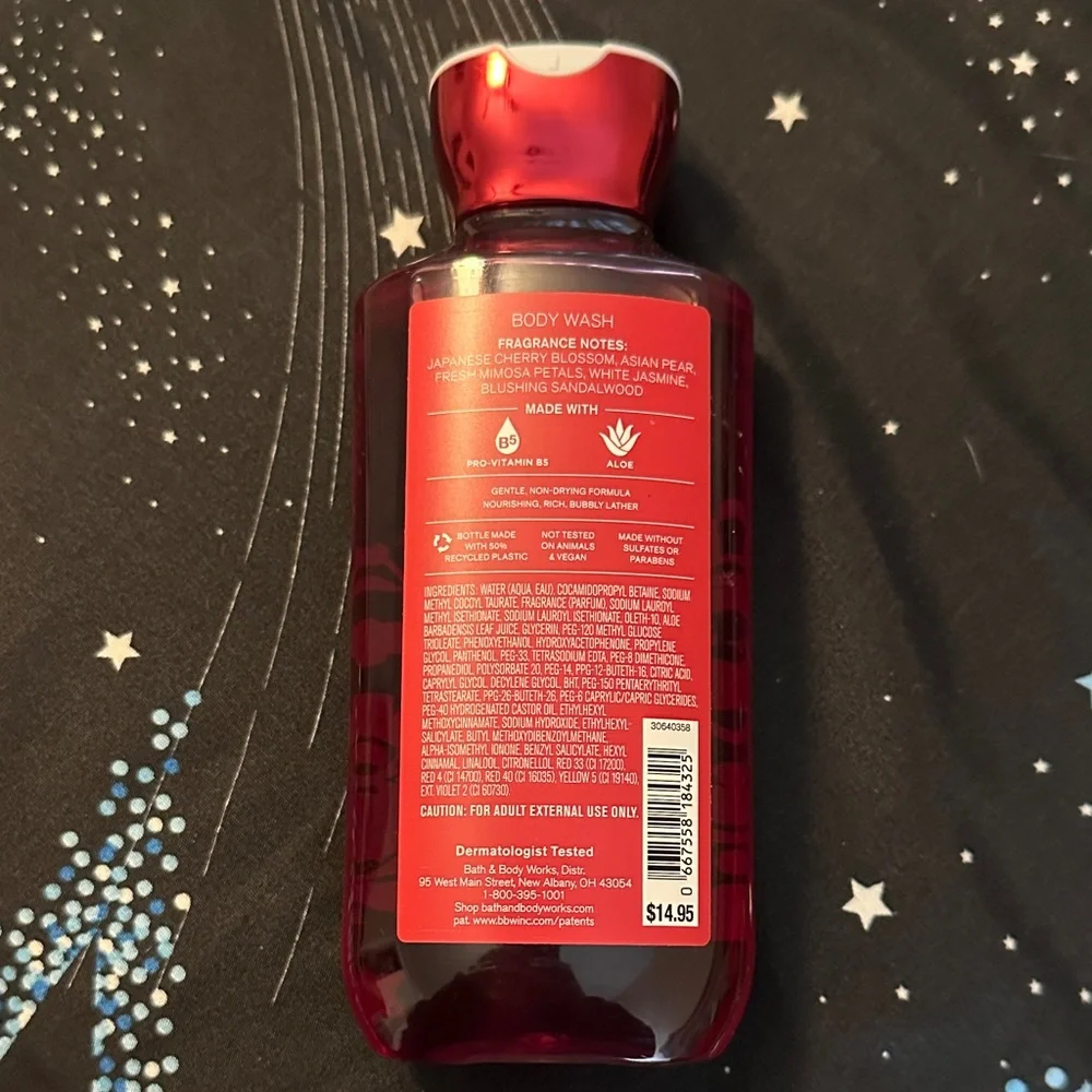Bath & Body Works Japanese Cherry Blossom Body Wash - Red and White - Picture 2 of 2